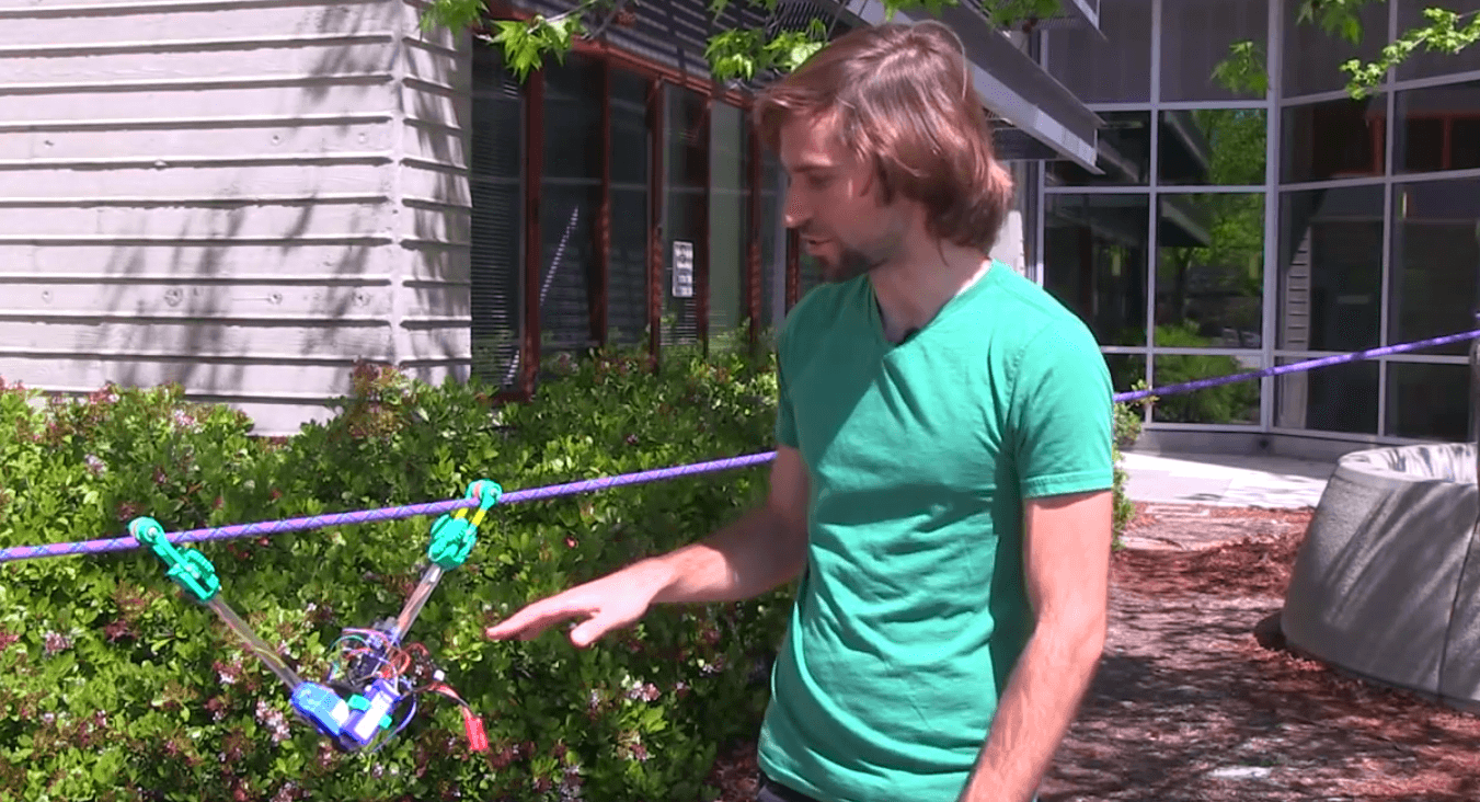 The 3D printed robot that moves on power lines. | Sculpteo Blog