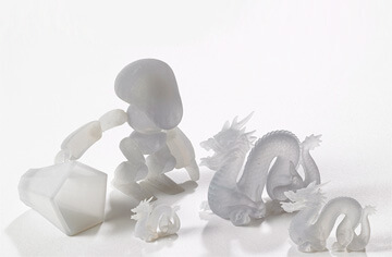 Sculpteo robot 3D printed in resin on a Stratasys Polyjet 3D printer