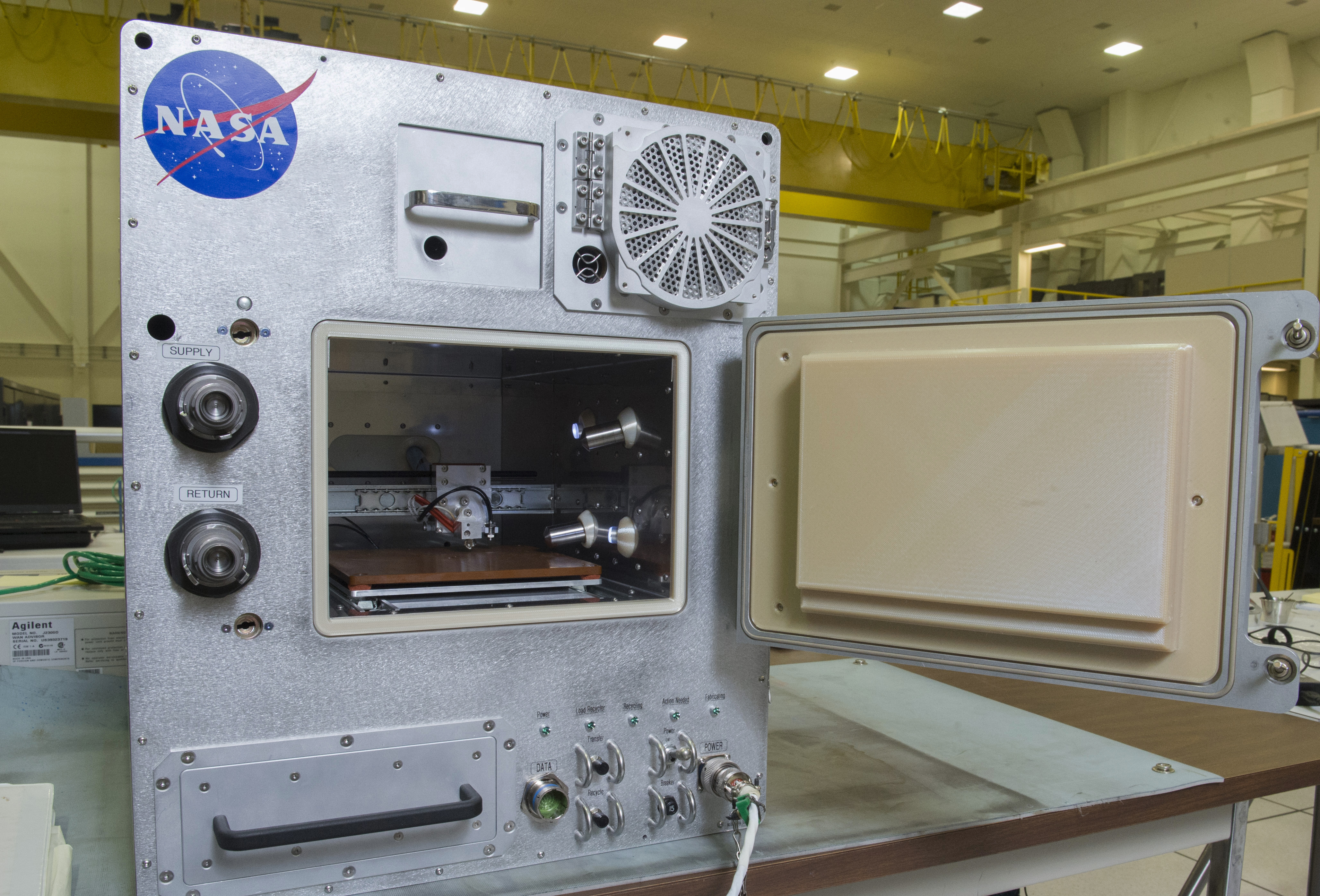 3D Printing For Space  - 3D Printing Enables The Development Of New Dosage Forms, The Modeling Of Tissues And Organs, And The Production Of Orphan Drugs For Small Groups Of.