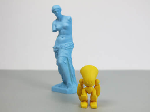 Venus de Milo et robot teintés