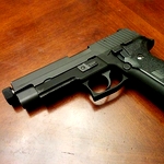 /media/picture/thumb/2015/06/12/GUKo/black-nut-on-pistol-small_size_410..jpg