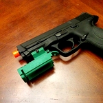 /media/picture/thumb/2015/06/13/alBX/full-length-green-version-mounted-on-pistol-small_thumbnail_squared_small..jpg
