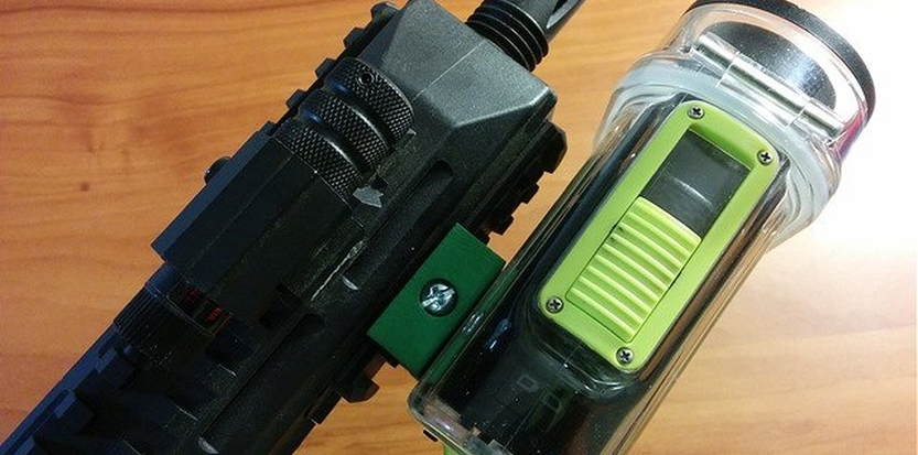 /media/picture/thumb/2015/06/15/LIij/3330-mounted-to-carbine-conversion-top-view-small_size_833x413..jpg