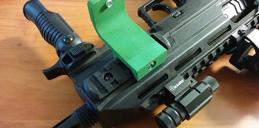 /media/picture/thumb/2015/06/15/eUWB/green-version-mounted-to-carbine-conversion-small_size_833x413..jpg