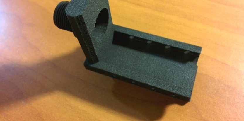 /media/picture/thumb/2016/12/12/TGpk/top-view-of-black-adapter-small_size_833x413..jpg