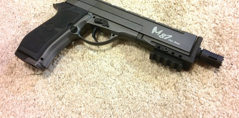 /media/picture/thumb/2016/12/12/hTPw/muzzle-on-black-adapter-small_size_833x413..jpg