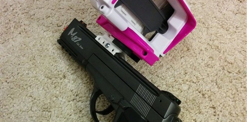 /media/picture/thumb/2016/12/28/NMpM/installed-nerf-rebelle-mission-central-app-rail-mount-back-smal_size_833x413..jpg