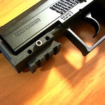 /media/picture/thumb/2017/01/19/VGjm/close-up-of-blackversion-on-gun-small_thumbnail_squared_small..jpg