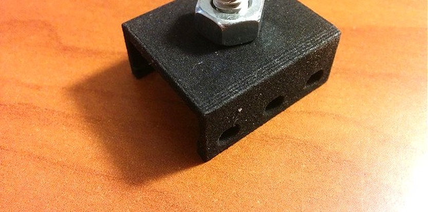 /media/picture/thumb/2017/05/03/eaVg/tripod-screw-installed-small_size_833x413..jpg