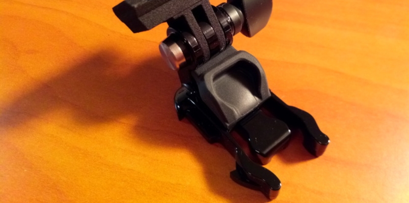 /media/picture/thumb/2017/05/13/ZGZU/side-tilting-black-version-on-gopro-mount-small_size_833x413..jpg