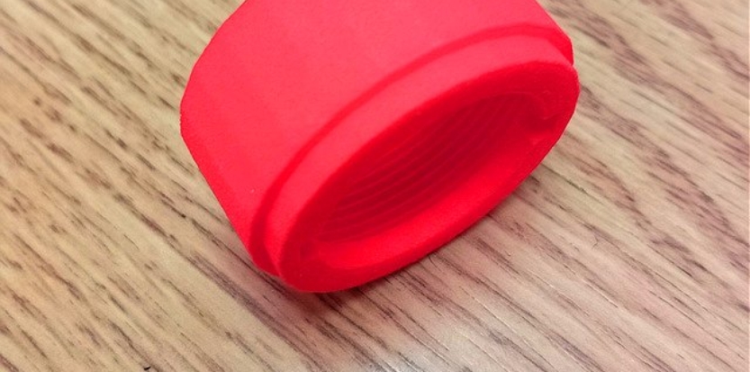 /media/picture/thumb/2018/01/30/aQhm/red-version-side-small_size_833x413..jpg