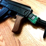 /media/picture/thumb/2018/04/08/DpCT/close-up-of-ak-47-with-one-world-shoulder-stock-small_size_410..jpg