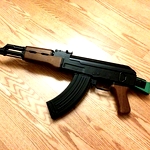 /media/picture/thumb/2018/04/08/odfl/green-version-on-full-ak-47-small_size_410..jpg