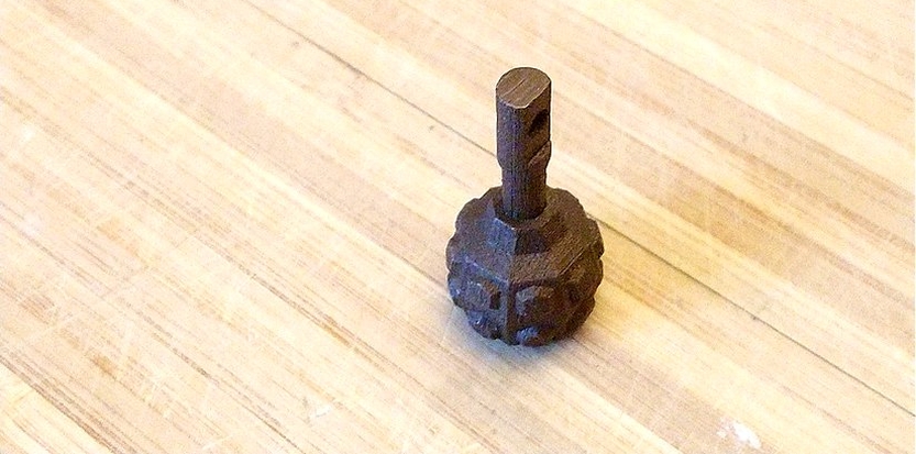 /media/picture/thumb/2018/05/14/NokH/matte-bronze-version-bottom-small_size_833x413..jpg