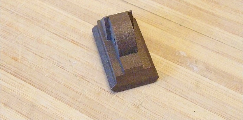 /media/picture/thumb/2018/05/14/fNGV/matte-bronze-version-back-small_size_833x413..jpg
