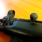 /media/picture/thumb/2018/05/14/pKAP/cocking-handle-on-mp5-close-up-small_thumbnail_squared_small..jpg