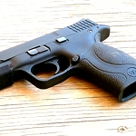 /media/picture/thumb/2018/07/06/NGcZ/black-version-on-mp40-bottom-quarter-small_thumbnail_squared_small..jpg