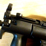 /media/picture/thumb/2018/09/27/jhYB/green-version-next-to-mp5k-muzzle-small_thumbnail_squared_small..jpg