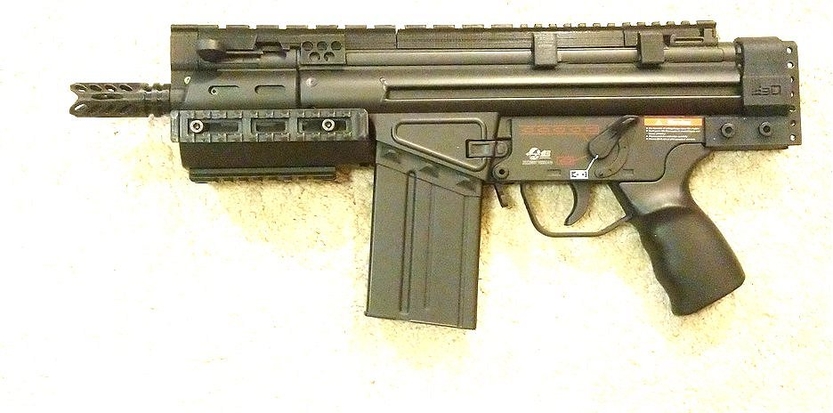 /media/picture/thumb/2018/10/28/PEtv/black-version-on-full-gun-left-side-view-small_size_833x413..jpg