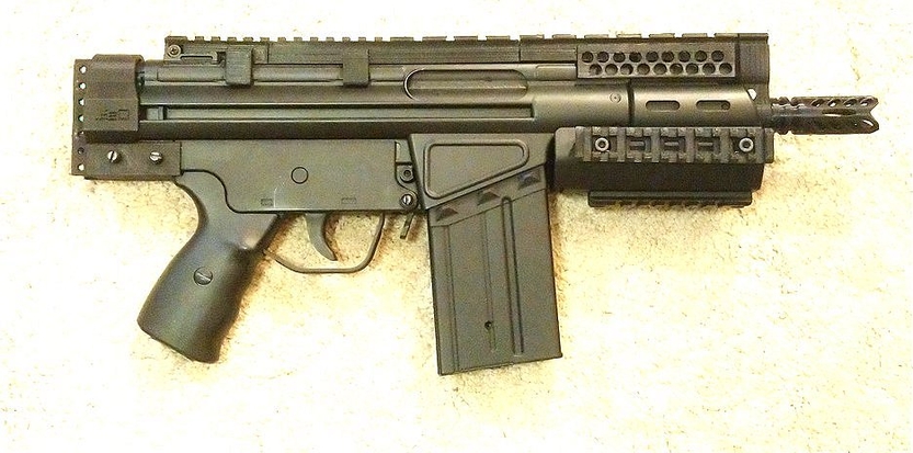 /media/picture/thumb/2018/10/28/ftGk/black-version-on-full-gun-right-side-view-small_size_833x413..jpg