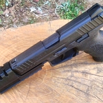 /media/picture/thumb/2019/07/04/ORUc/black-version-on-vp9-top-quarter-small_thumbnail_squared_small..jpg