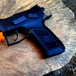 /media/picture/thumb/2019/11/29/trGn/orange-version-on-p-07-left-size-small_thumbnail_squared_small..jpg