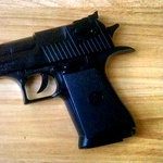 /media/picture/thumb/2019/12/08/KYPo/black-version-on-pistol-left-small_thumbnail_squared_small..jpg