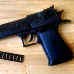 /media/picture/thumb/2019/12/08/WwwD/black-version-with-pistol-small_thumbnail_squared_small..jpg