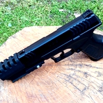 /media/picture/thumb/2020/04/13/Rlvf/black-version-on-xbg-standing-small_thumbnail_squared_small..jpg