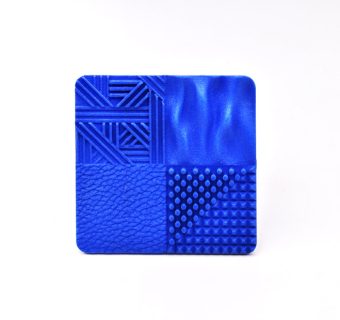Color-resist-bleu